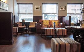 Dalton Inn Hotel